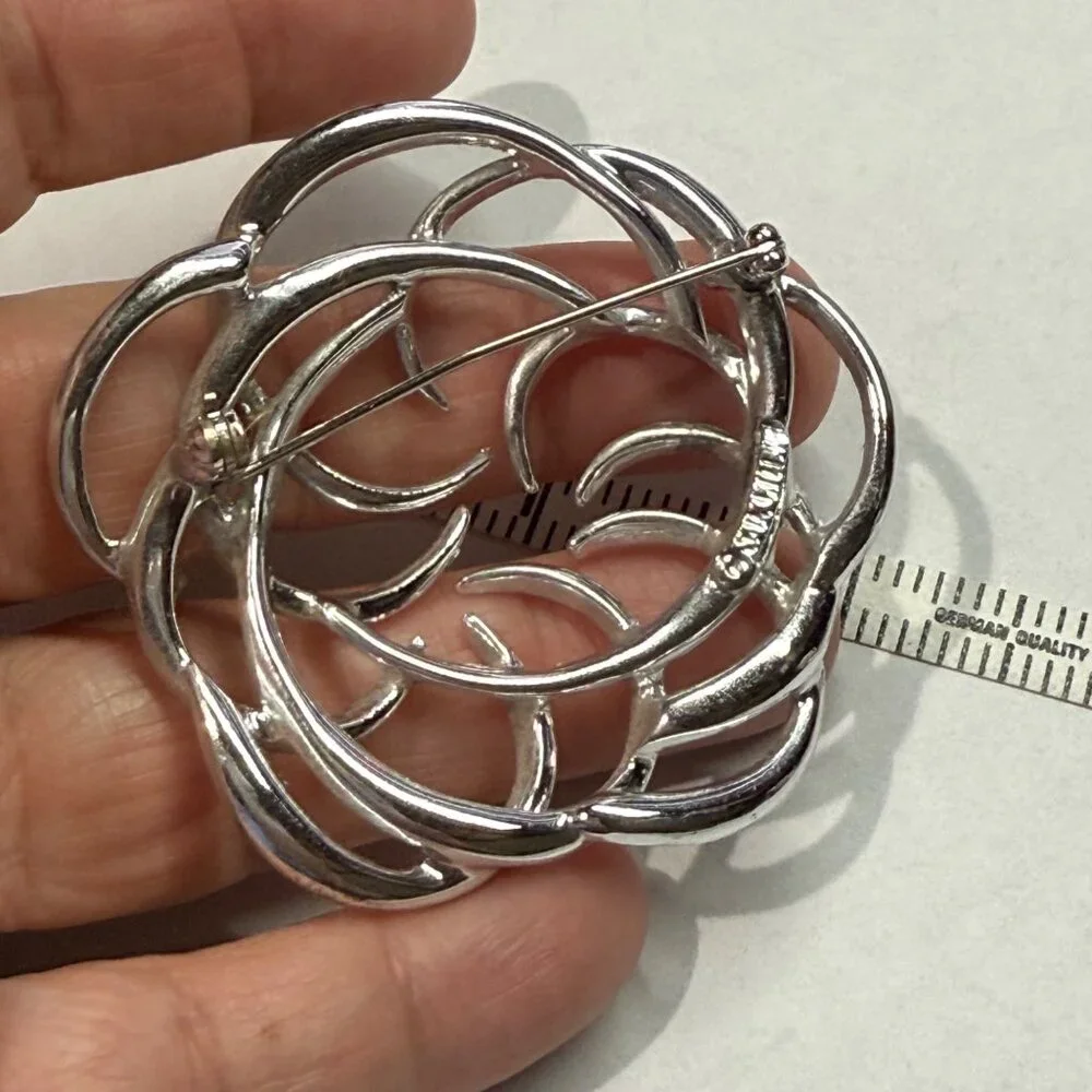 Sarah Coventry vintage silver swirl brooch pin 2.25